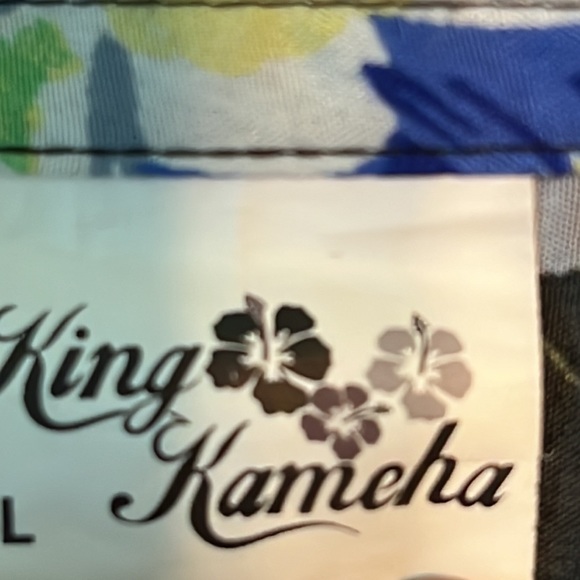 King Kamcha Hawaiian Shirt - Women’s L - Picture 4 of 6